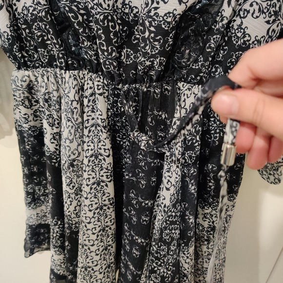 MINISTRY OF STYLE DRESS - Picture 4 of 16